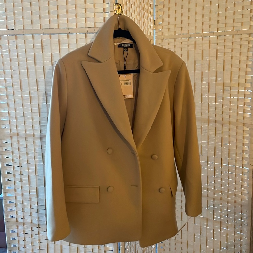 Petite Blazer in camel